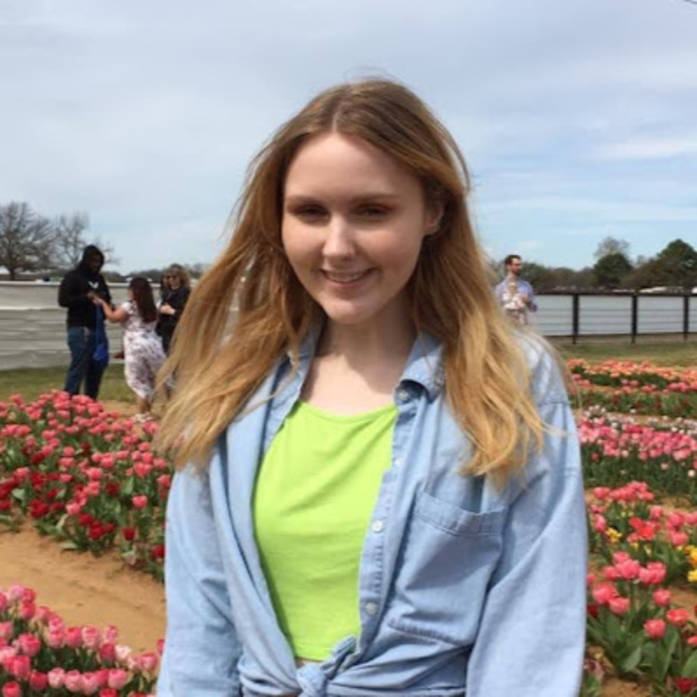 Meet your Posher, Isabella